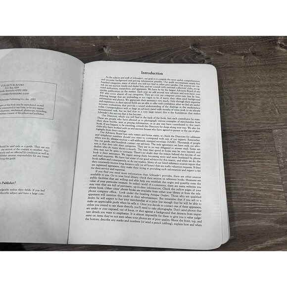 Schroeder's Antiques Price Guide Book by Sharon Huxford Paperback 2002 - Picture 3 of 6